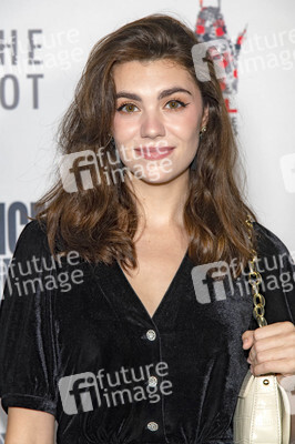 Filmpremiere 'Four Cousins and a Christmas', Dances with Films Festivals 2021 in Los Angeles