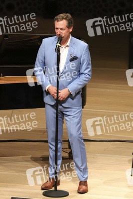 Eckart von Hirschhausen beim Harbour Front Literaturfestival 2021 in Hamburg