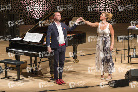Eckart von Hirschhausen beim Harbour Front Literaturfestival 2021 in Hamburg