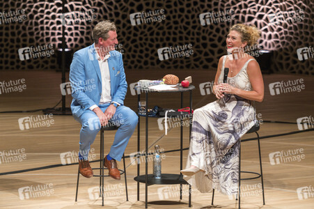 Eckart von Hirschhausen beim Harbour Front Literaturfestival 2021 in Hamburg