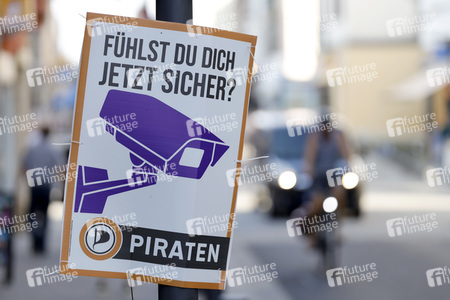 Wahlplakat der Piratenpartei in Köln