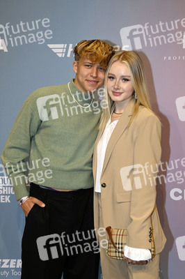 Shyx Fashion Show auf der About You Fashion Week in Berlin