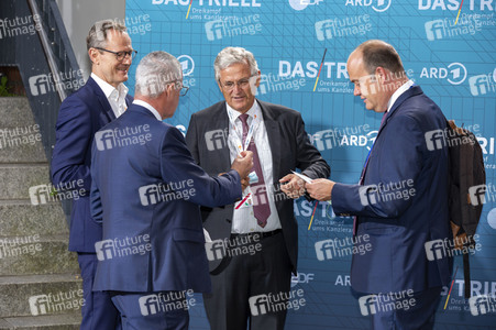 Triell - Dreikampf ums Kanzleramt in Berlin