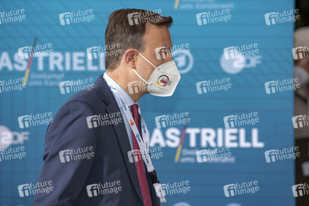 Triell - Dreikampf ums Kanzleramt in Berlin