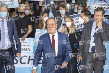 Triell - Dreikampf ums Kanzleramt in Berlin