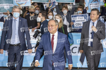 Triell - Dreikampf ums Kanzleramt in Berlin