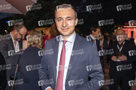 Triell - Dreikampf ums Kanzleramt in Berlin