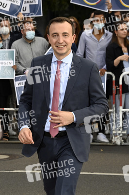 Triell - Dreikampf ums Kanzleramt in Berlin