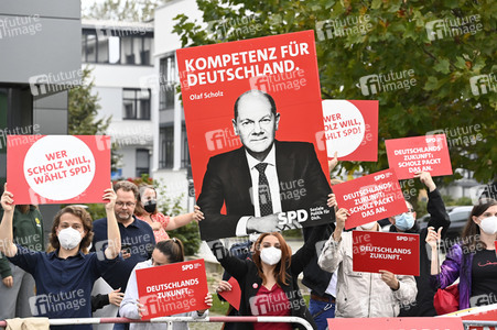 Triell - Dreikampf ums Kanzleramt in Berlin