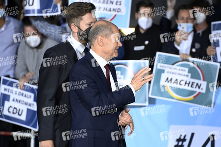 Triell - Dreikampf ums Kanzleramt in Berlin