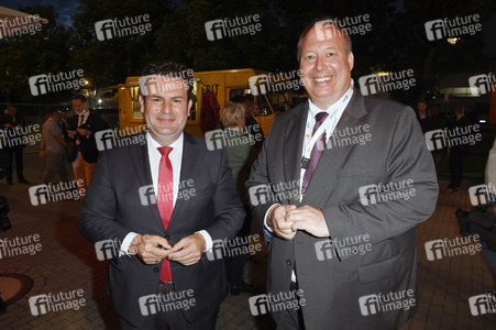 Triell - Dreikampf ums Kanzleramt in Berlin