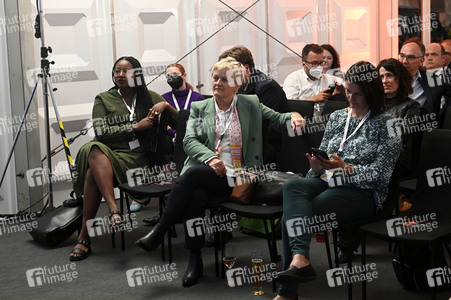 Triell - Dreikampf ums Kanzleramt in Berlin