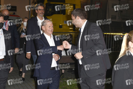 Triell - Dreikampf ums Kanzleramt in Berlin