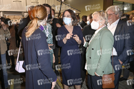 Triell - Dreikampf ums Kanzleramt in Berlin