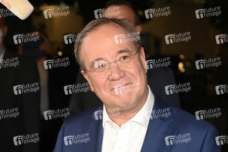 Triell - Dreikampf ums Kanzleramt in Berlin