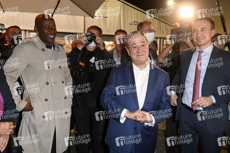 Triell - Dreikampf ums Kanzleramt in Berlin