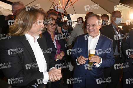 Triell - Dreikampf ums Kanzleramt in Berlin