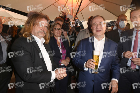 Triell - Dreikampf ums Kanzleramt in Berlin