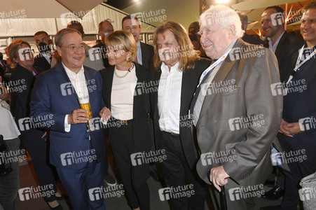 Triell - Dreikampf ums Kanzleramt in Berlin