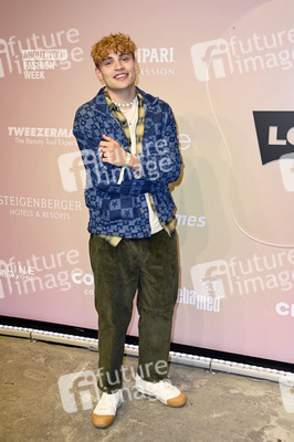 Levi's Fashion Show auf der About You Fashion Week in Berlin