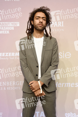 Esprit Fashion Show auf der About You Fashion Week in Berlin