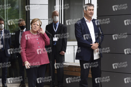 Markus Söder und Angela Merkel in Garching bei München