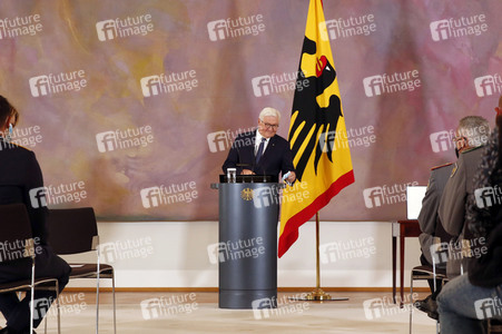 Verleihung des Verdienstkreuzes an Brigadegeneral Jens Arlt in Berlin