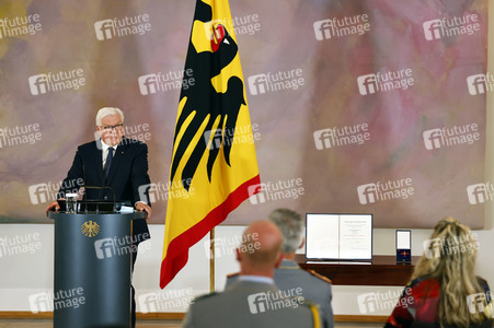 Verleihung des Verdienstkreuzes an Brigadegeneral Jens Arlt in Berlin