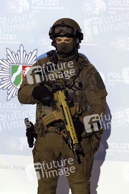 Vereidigungsfeier der Polizei NRW in Köln