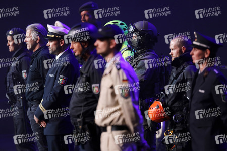 Vereidigungsfeier der Polizei NRW in Köln