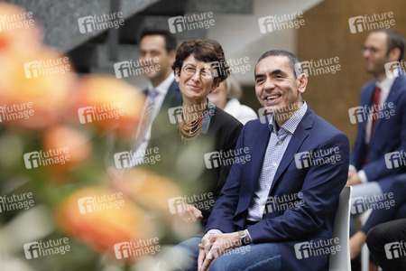 Ehrung für Özlem Türeci und Uğur Şahin in Köln