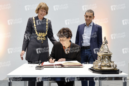 Ehrung für Özlem Türeci und Uğur Şahin in Köln