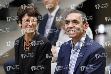 Ehrung für Özlem Türeci und Uğur Şahin in Köln