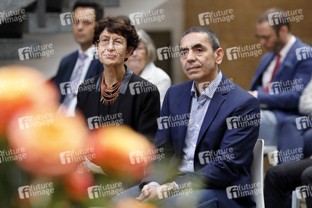 Ehrung für Özlem Türeci und Uğur Şahin in Köln