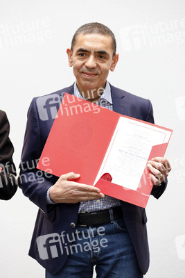 Ehrung für Özlem Türeci und Uğur Şahin in Köln