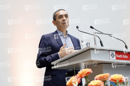 Ehrung für Özlem Türeci und Uğur Şahin in Köln