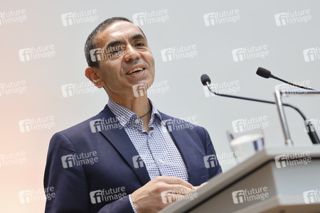 Ehrung für Özlem Türeci und Uğur Şahin in Köln