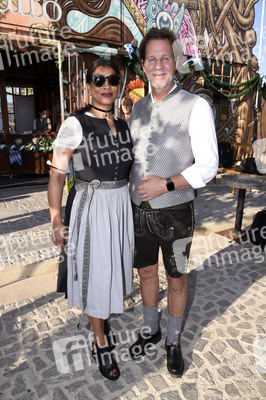 Angermaier-Trachten-Abend in München