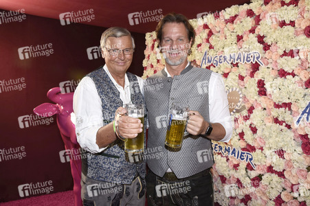 Angermaier-Trachten-Abend in München