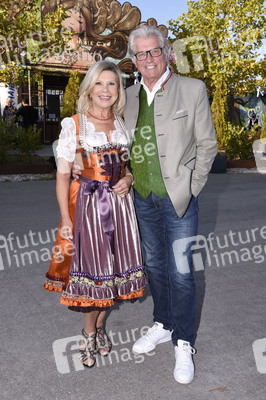 Angermaier-Trachten-Abend in München