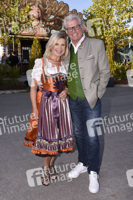 Angermaier-Trachten-Abend in München