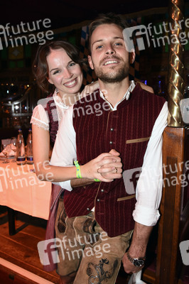 Angermaier-Trachten-Abend in München