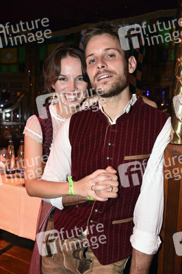 Angermaier-Trachten-Abend in München