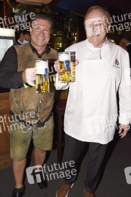 Angermaier-Trachten-Abend in München