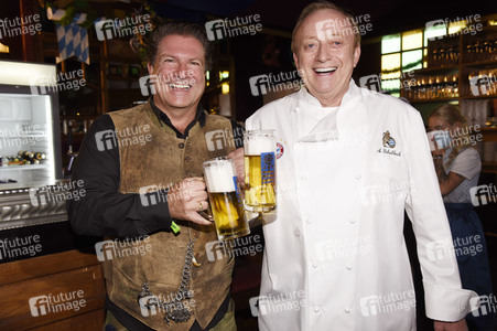 Angermaier-Trachten-Abend in München