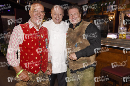 Angermaier-Trachten-Abend in München