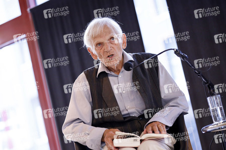 Erasmus Schöfer bei der 2. Kölner Literaturnacht in Köln