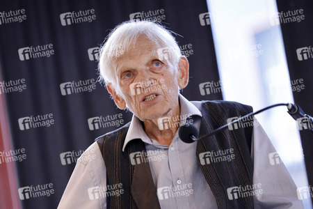 Erasmus Schöfer bei der 2. Kölner Literaturnacht in Köln