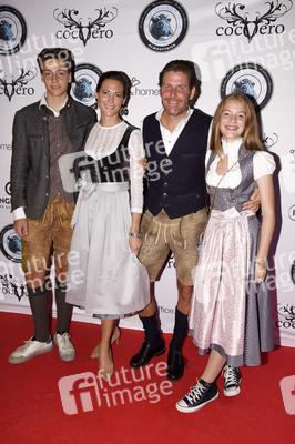 Almauftrieb in der Käfer Schänke in München