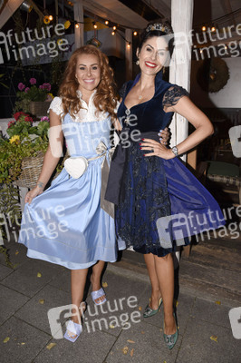 Almauftrieb in der Käfer Schänke in München